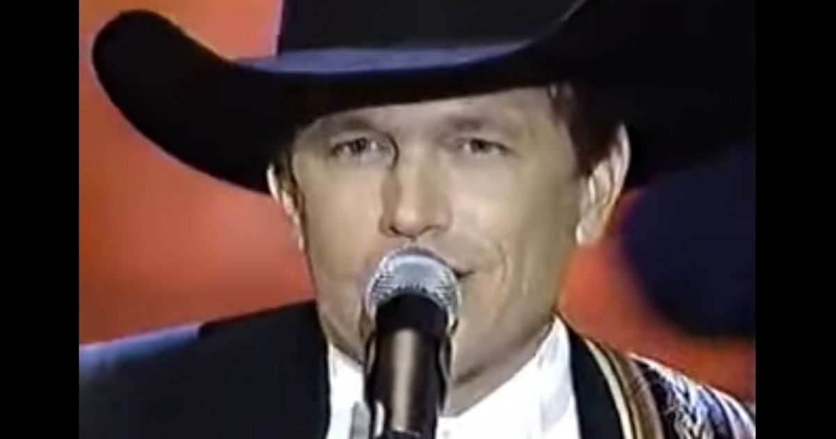 George Strait – I Just Want to Dance with You